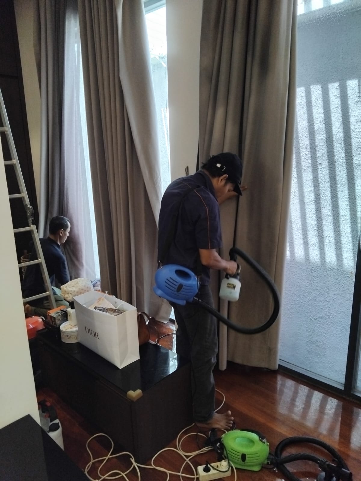 Dokumentasi layanan Flava Laundry